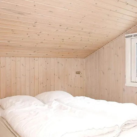 10 Person In Hjorring-by Traum